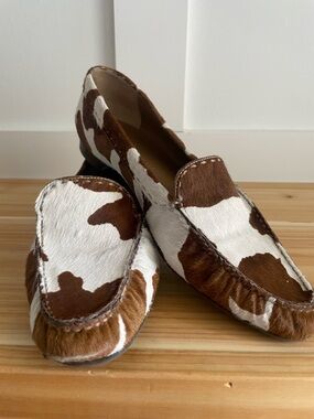 Women's Brown and White Cowhide Slip-On Loafers